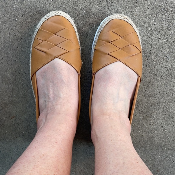 Comfort by Alexis Bendel, Size 7 1/2 , light brown - Picture 4 of 4